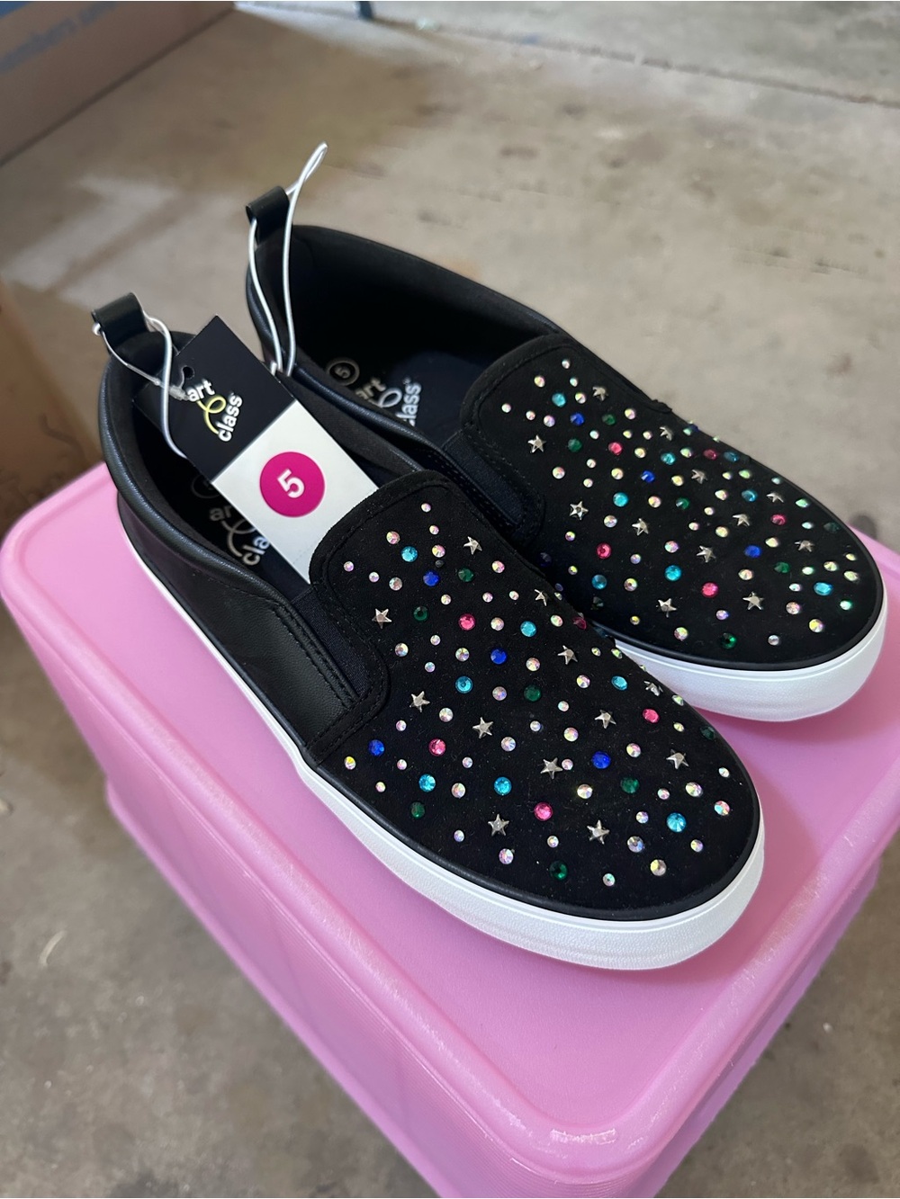 5Y Art Class Girls' Slip-On Sneakers with fun Multicolor Gems!